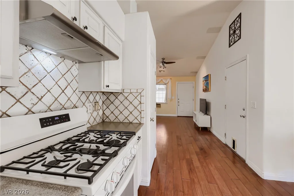 8543 Lakota, Las Vegas, NV 89123