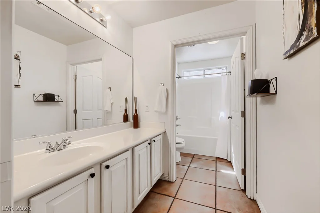 8543 Lakota, Las Vegas, NV 89123