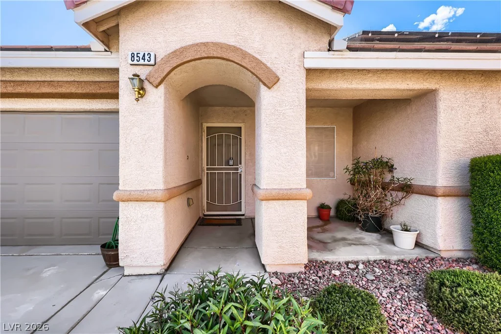 8543 Lakota, Las Vegas, NV 89123