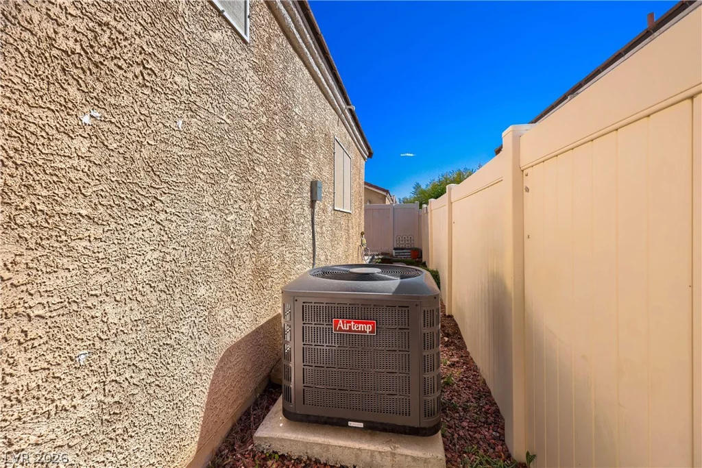 8543 Lakota, Las Vegas, NV 89123