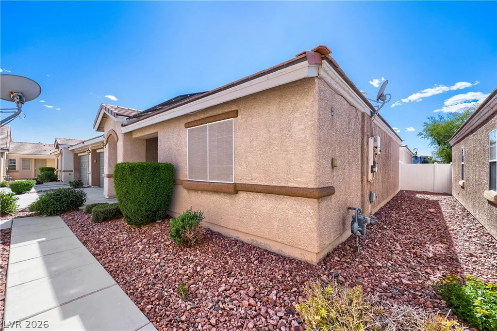 8543 Lakota, Las Vegas, NV 89123