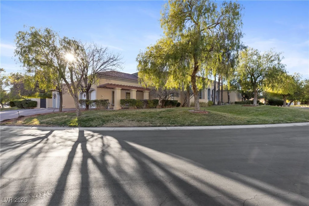 9001 Emerald Hill, Las Vegas, NV 89117