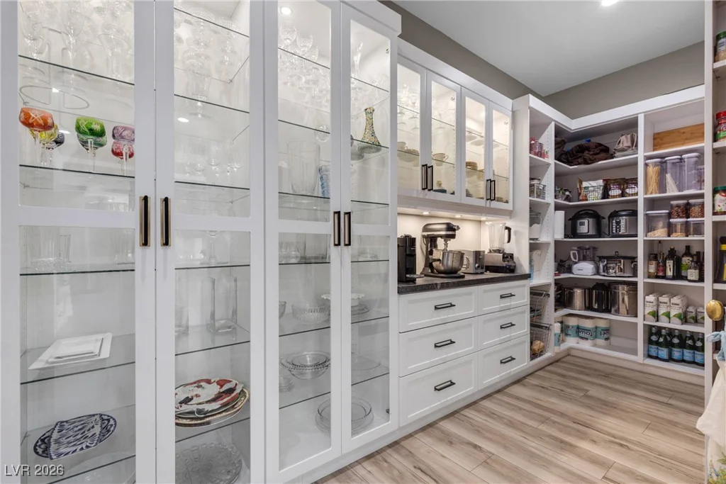 9001 Emerald Hill, Las Vegas, NV 89117