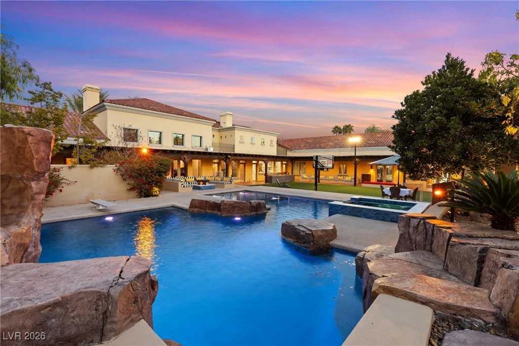 9001 Emerald Hill, Las Vegas, NV 89117