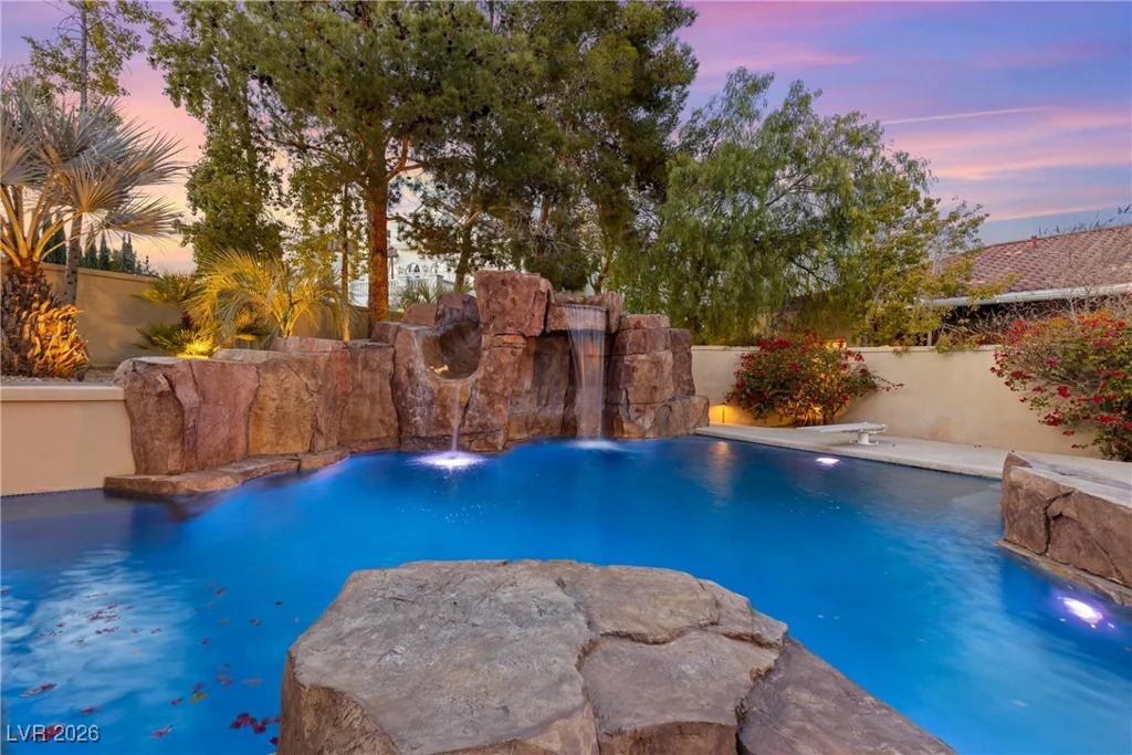 9001 Emerald Hill, Las Vegas, NV 89117