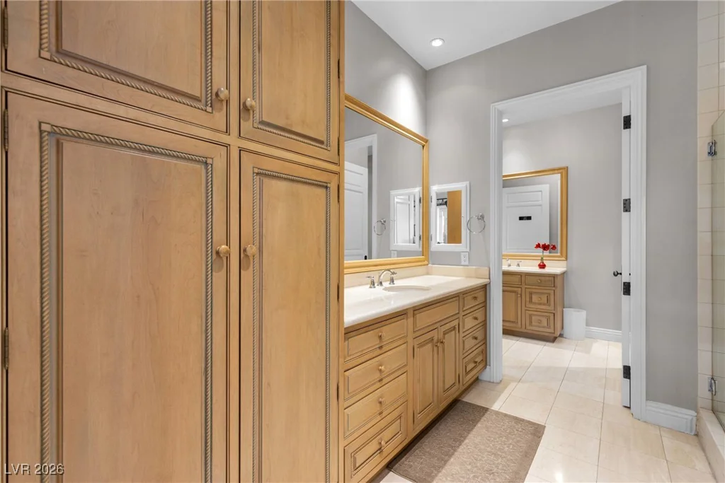 9001 Emerald Hill, Las Vegas, NV 89117
