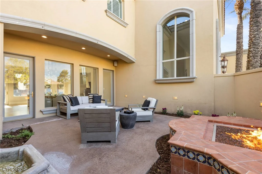 9001 Emerald Hill, Las Vegas, NV 89117