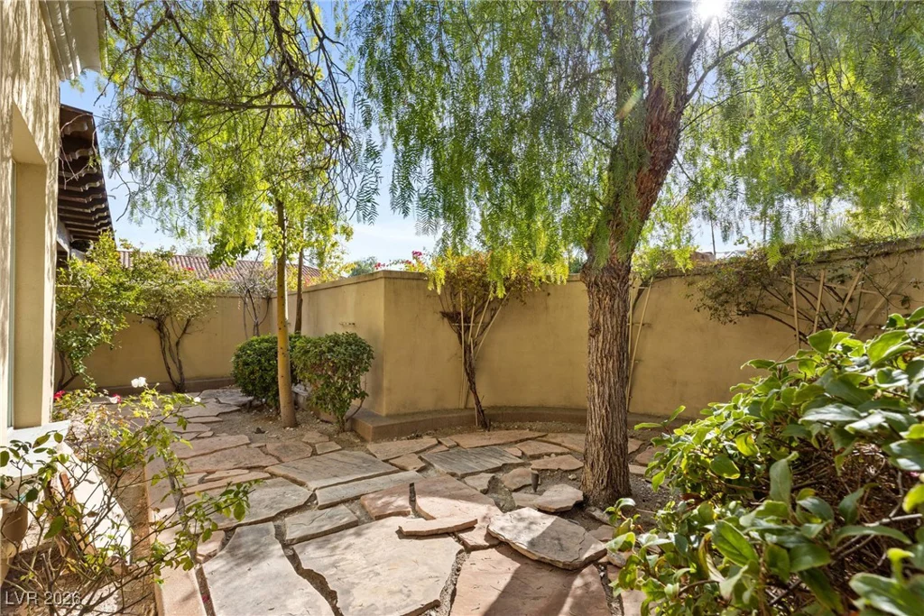 9001 Emerald Hill, Las Vegas, NV 89117