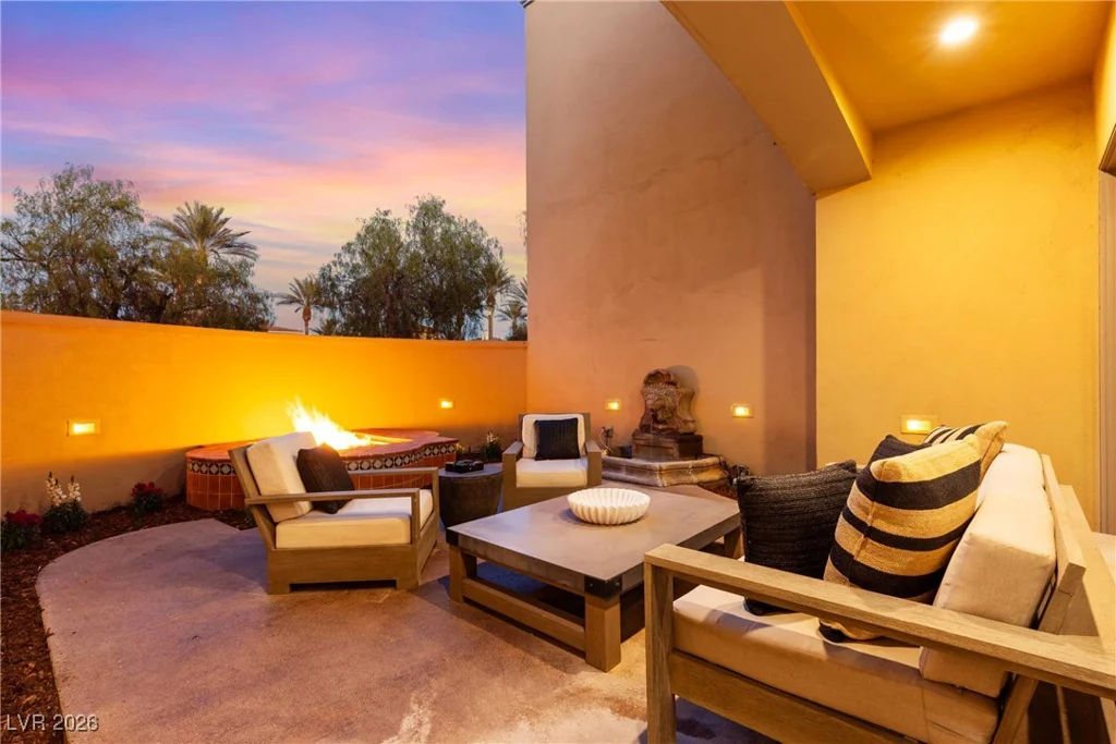9001 Emerald Hill, Las Vegas, NV 89117