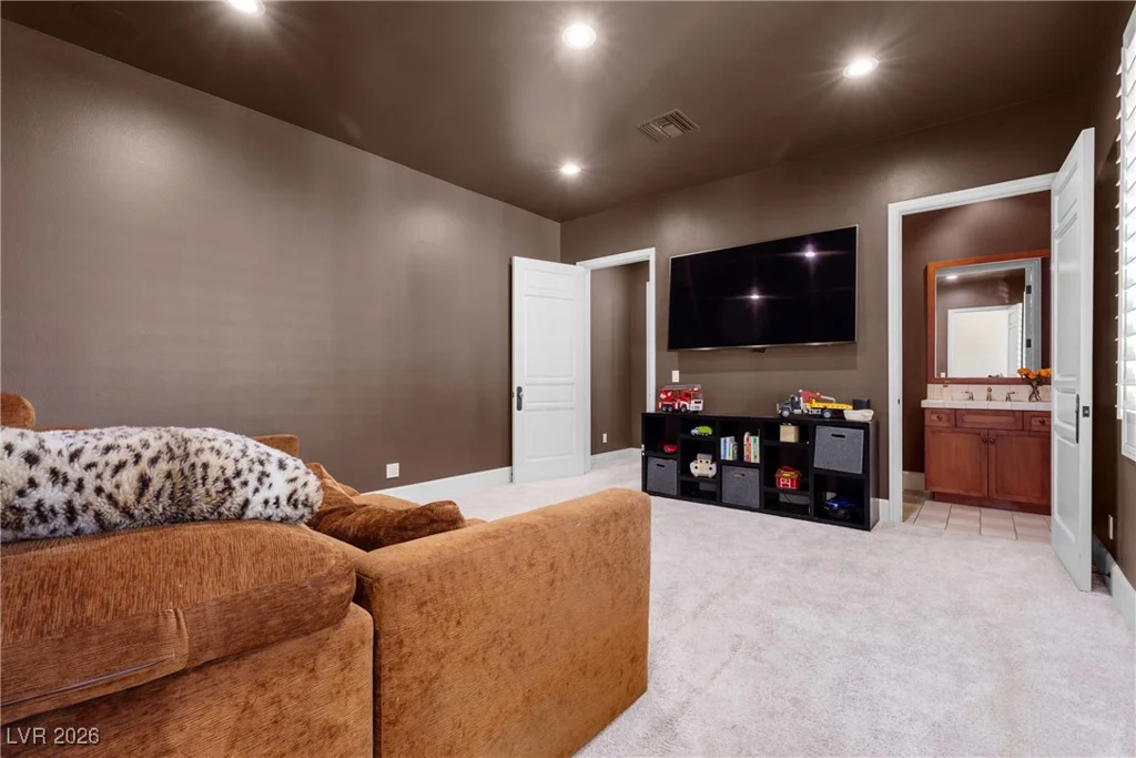 9001 Emerald Hill, Las Vegas, NV 89117