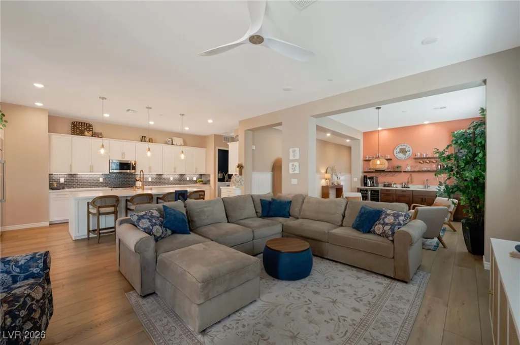 965 Tony Willis, Las Vegas, NV 89138