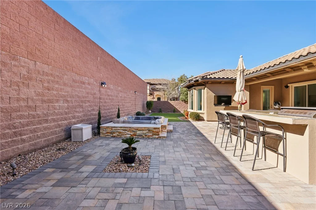 2341 Martinique, Henderson, NV 89044