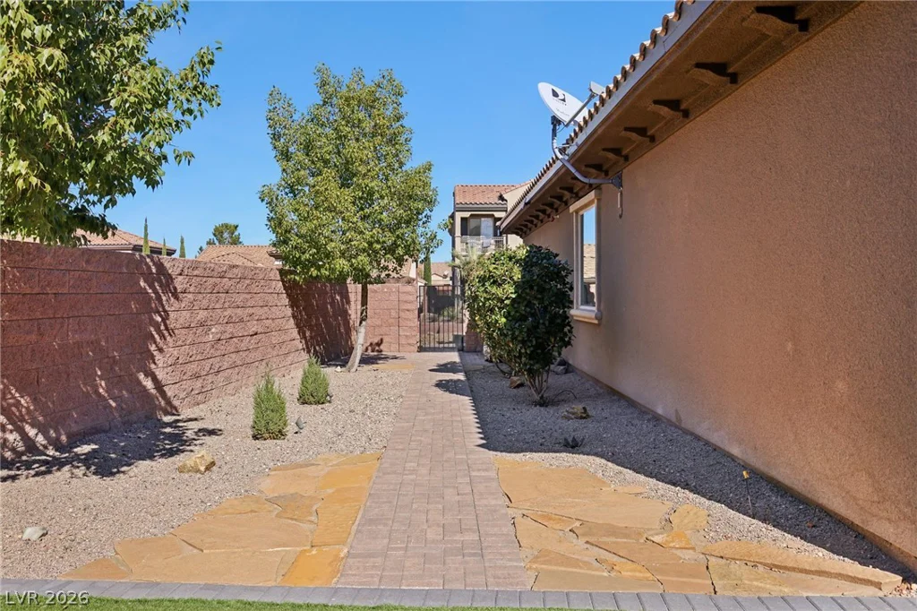 2341 Martinique, Henderson, NV 89044