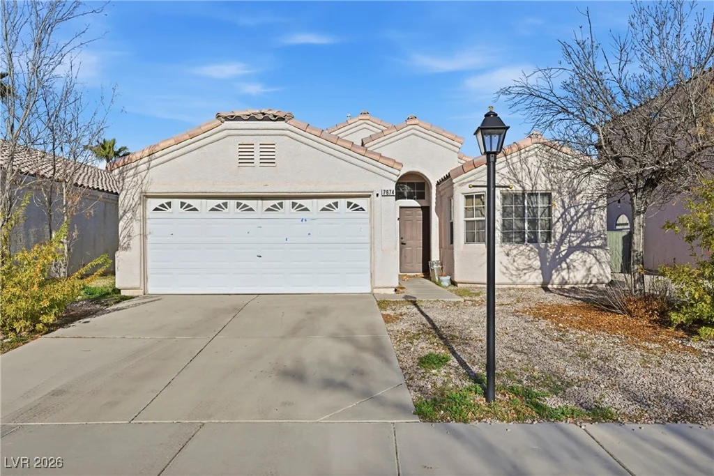 7674 Rainbow Cove, Las Vegas, NV 89131