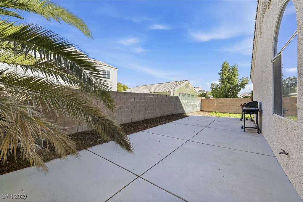 7674 Rainbow Cove, Las Vegas, NV 89131
