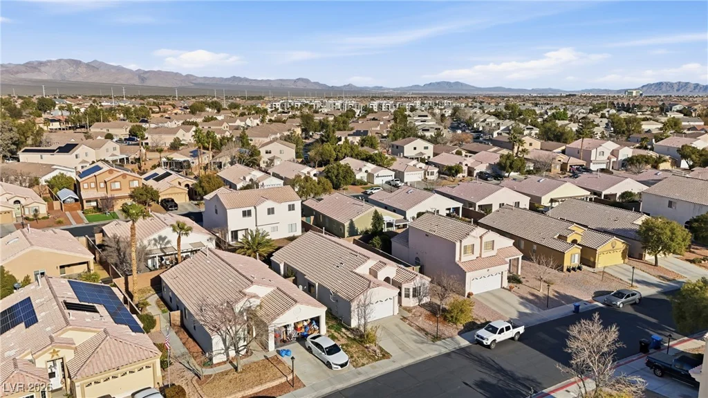 7674 Rainbow Cove, Las Vegas, NV 89131
