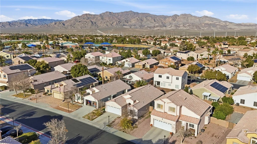 7674 Rainbow Cove, Las Vegas, NV 89131