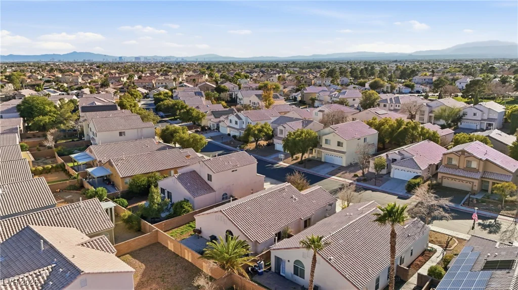 7674 Rainbow Cove, Las Vegas, NV 89131
