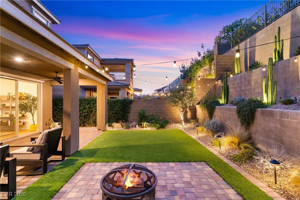 355 Purple Sandpiper, Las Vegas, NV 89138
