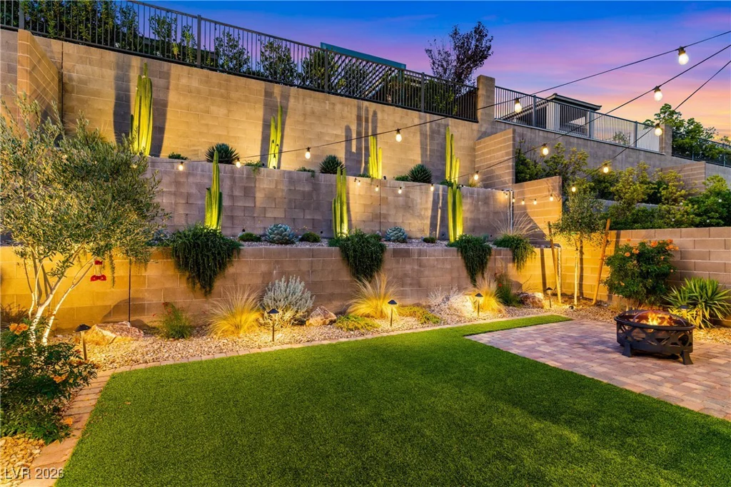 355 Purple Sandpiper, Las Vegas, NV 89138