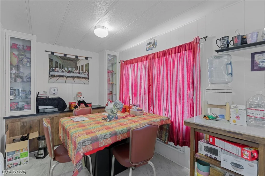 3802 Pecan, Las Vegas, NV 89115