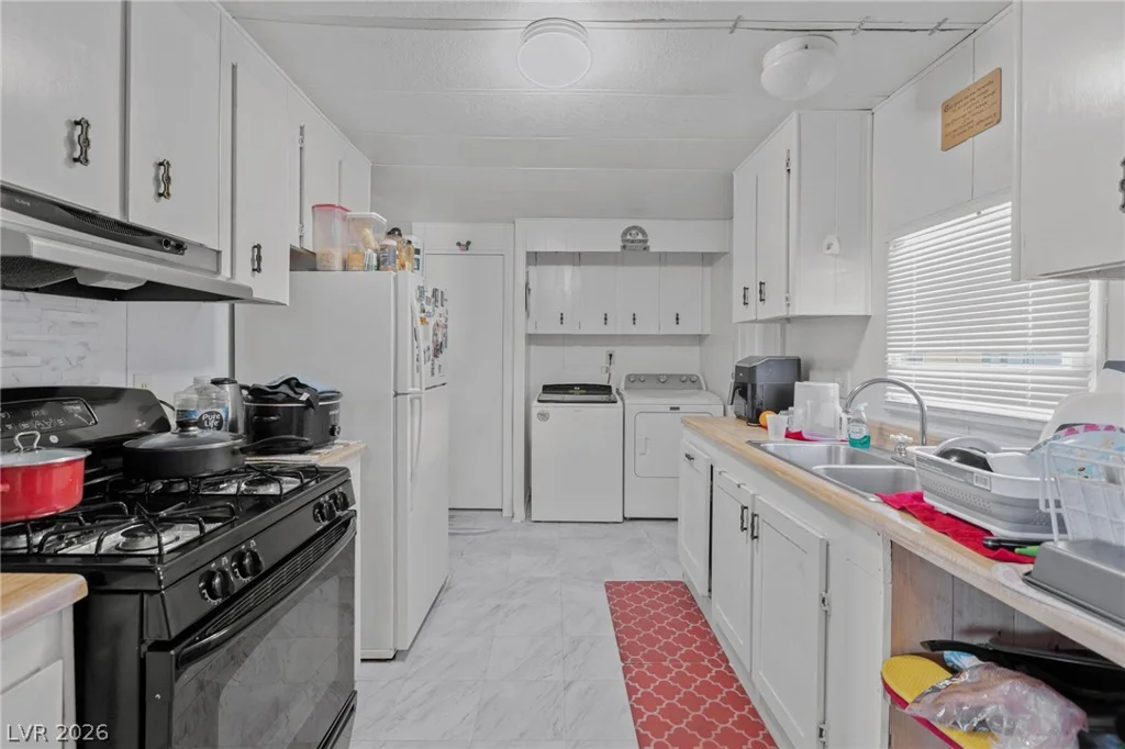3802 Pecan, Las Vegas, NV 89115