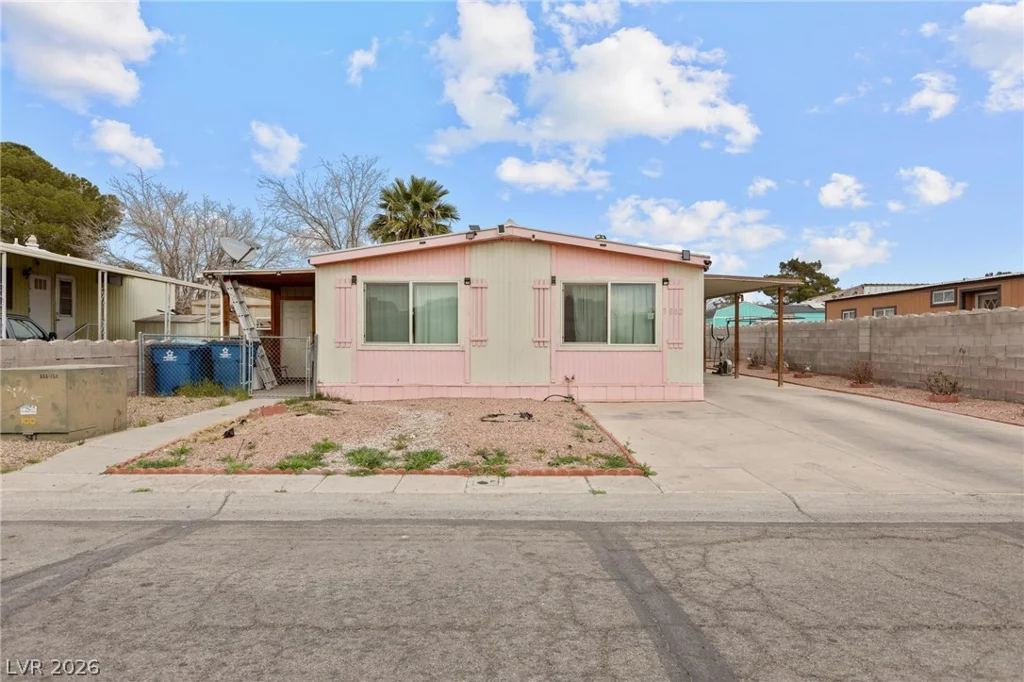 3802 Pecan, Las Vegas, NV 89115