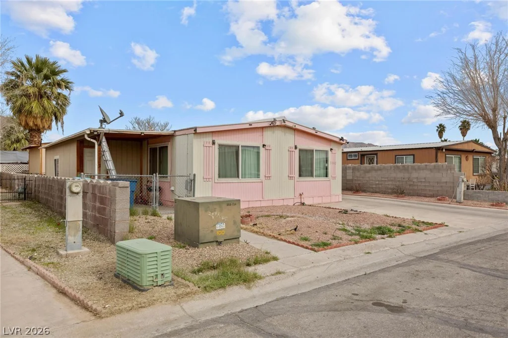 3802 Pecan, Las Vegas, NV 89115