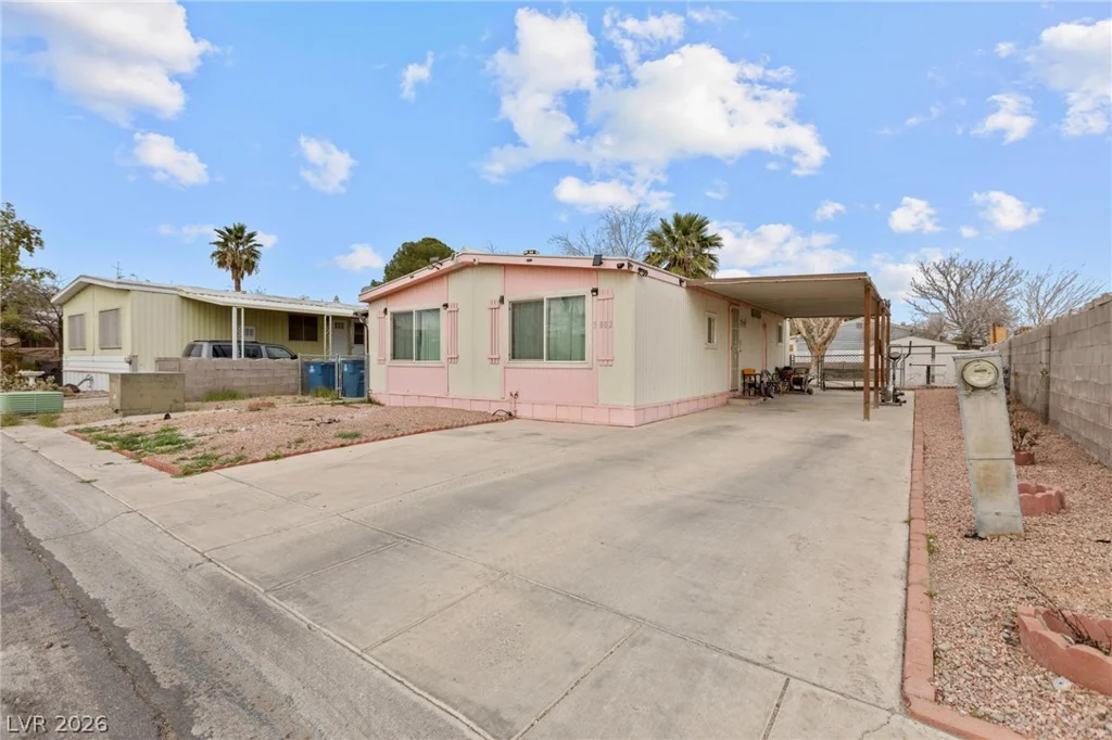 3802 Pecan, Las Vegas, NV 89115