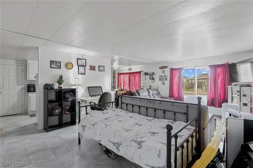 3802 Pecan, Las Vegas, NV 89115