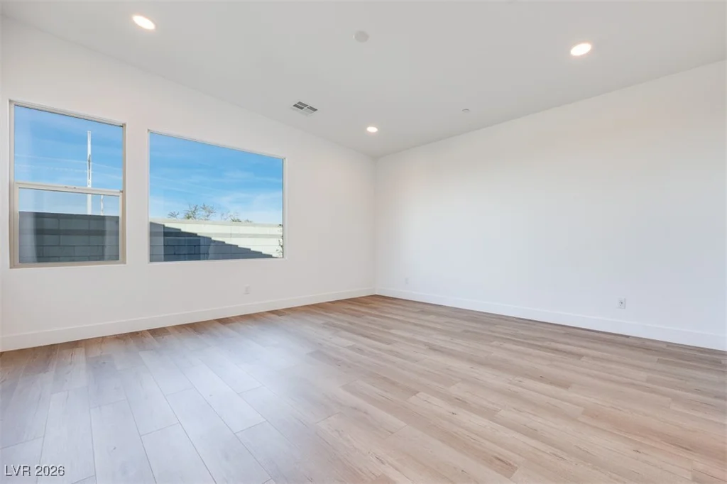 10348 Peako Hills, Las Vegas, NV 89166