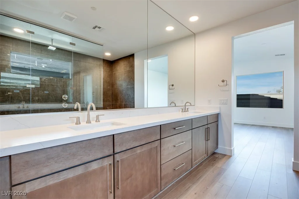 10348 Peako Hills, Las Vegas, NV 89166