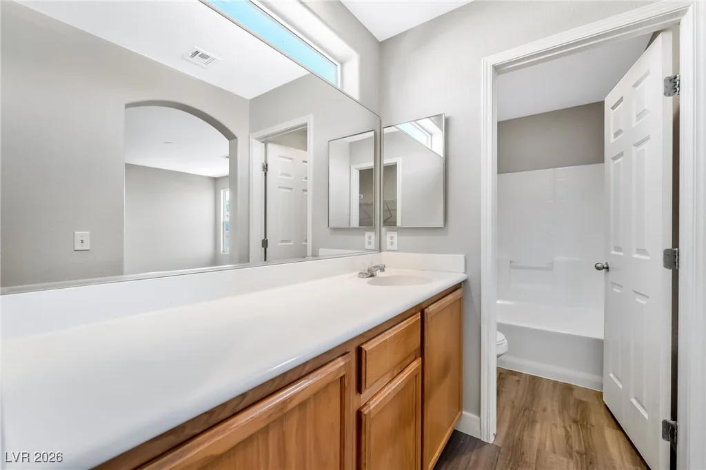 1048 Grand Cerritos, Las Vegas, NV 89183