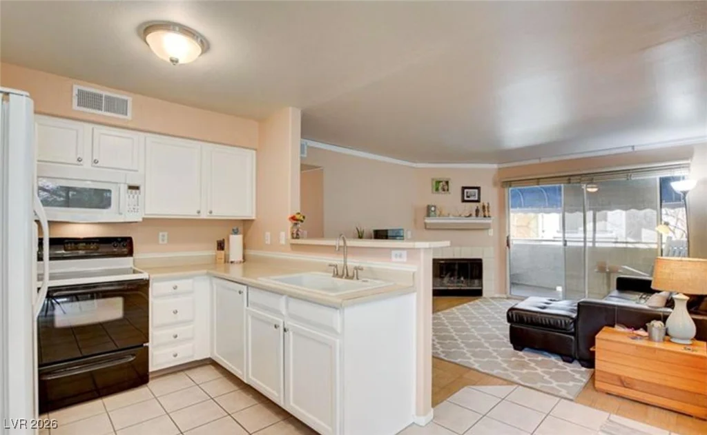 5222 Mandalay Springs, Las Vegas, NV 89120