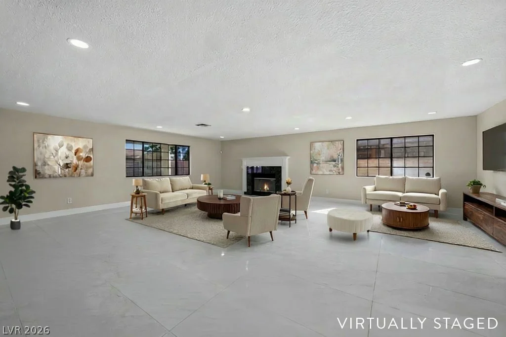 3382 Montessouri, Las Vegas, NV 89117