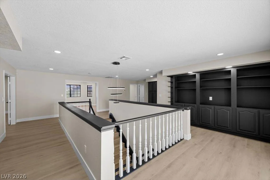 3382 Montessouri, Las Vegas, NV 89117