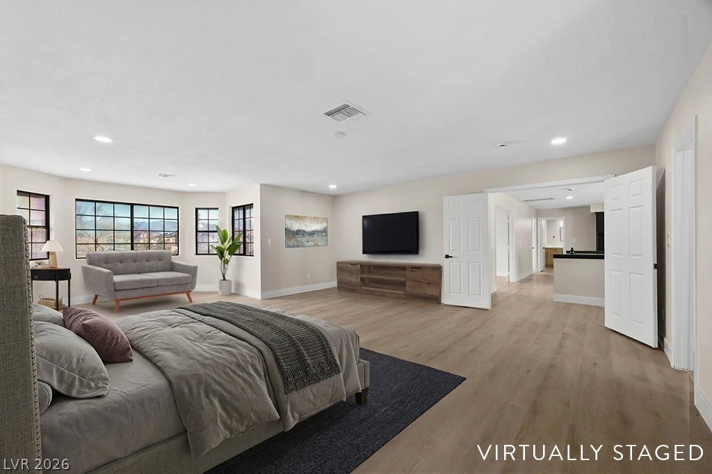 3382 Montessouri, Las Vegas, NV 89117