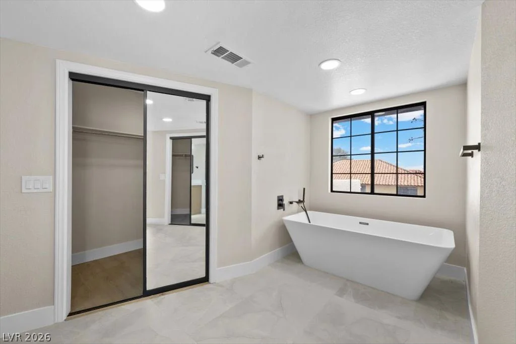 3382 Montessouri, Las Vegas, NV 89117