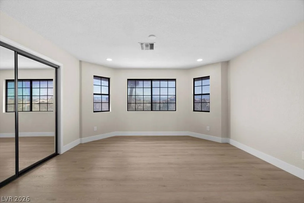 3382 Montessouri, Las Vegas, NV 89117
