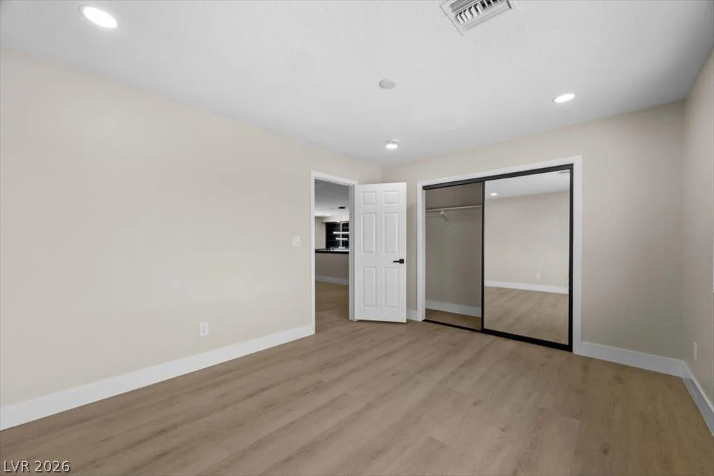 3382 Montessouri, Las Vegas, NV 89117