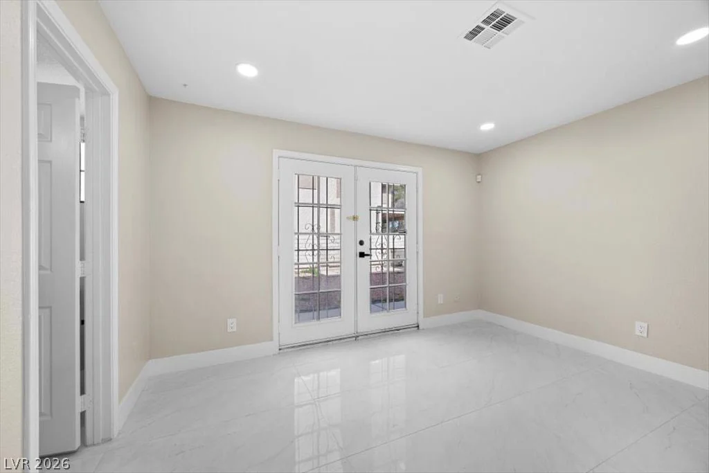 3382 Montessouri, Las Vegas, NV 89117