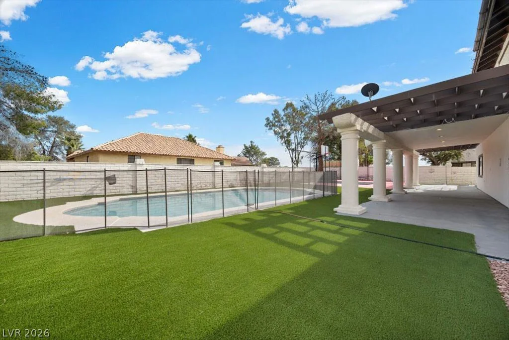 3382 Montessouri, Las Vegas, NV 89117