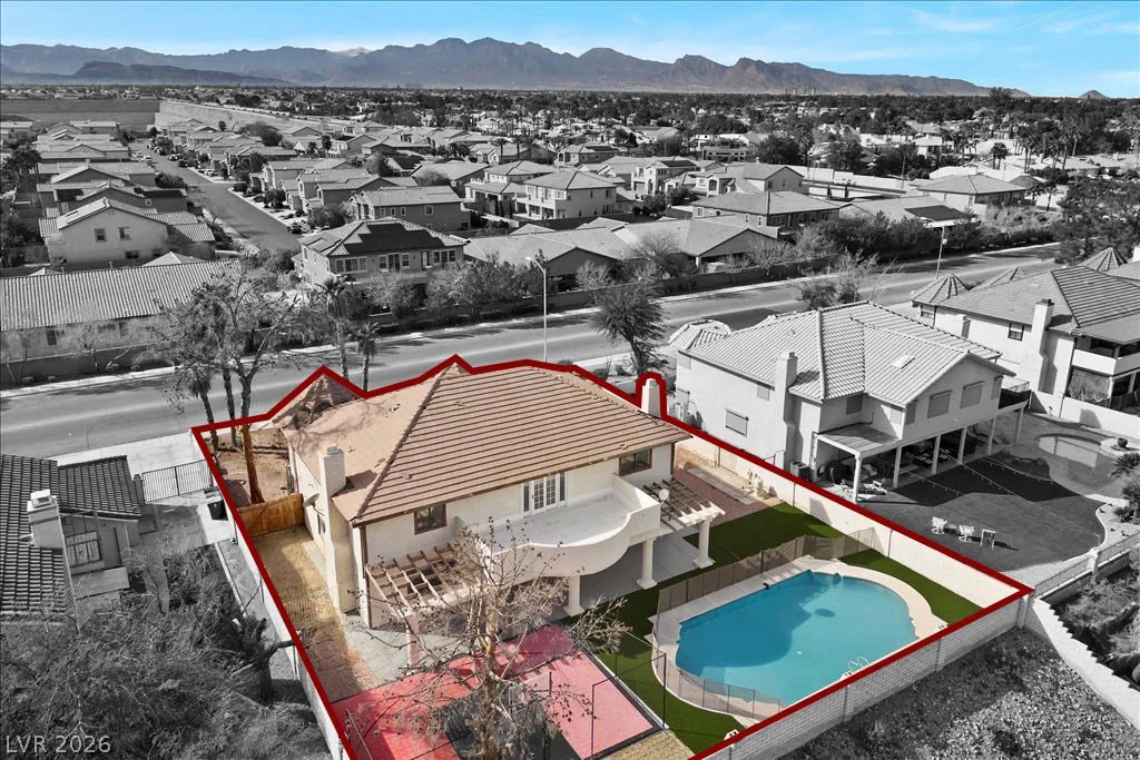 3382 Montessouri, Las Vegas, NV 89117
