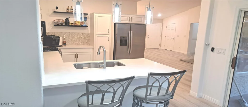 10033 Woodhouse, Las Vegas, NV 89134