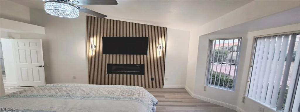 10033 Woodhouse, Las Vegas, NV 89134