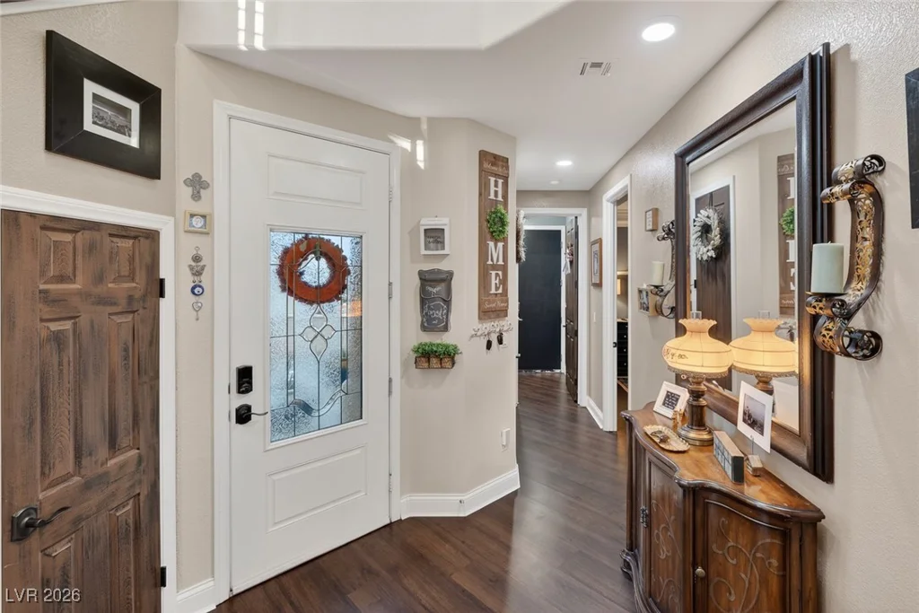 1085 Robin Leaf, Las Vegas, NV 89138