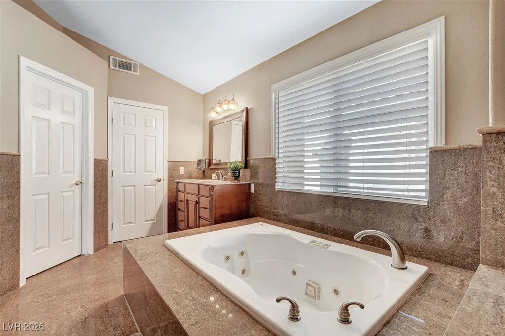 3376 Diego Bay, Las Vegas, NV 89117