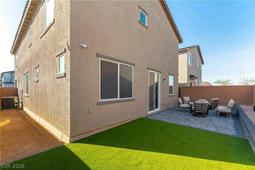 1990 Majalis, Las Vegas, NV 89106