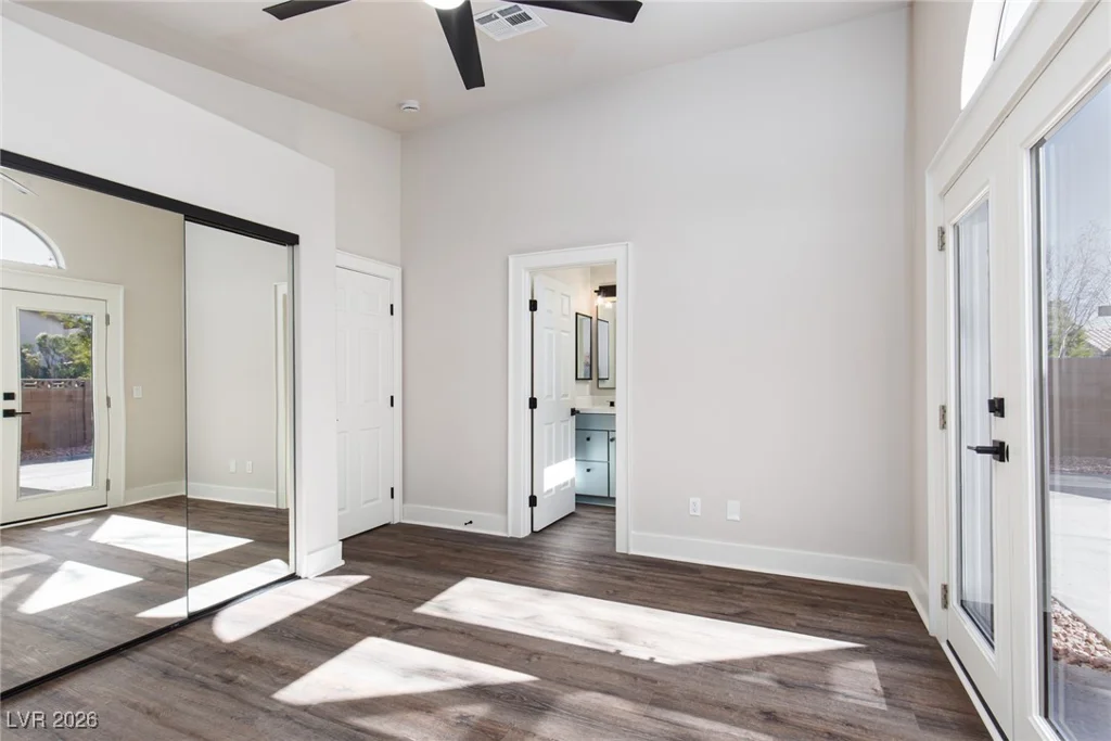 7141 Desert Clover, Las Vegas, NV 89129