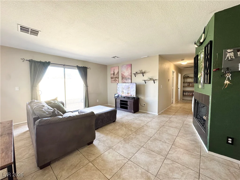 2124 Haven Hill, Las Vegas, NV 89106